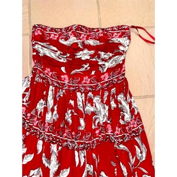 - White House Black Market Strapless Fit & Flare Dress Red Paisley Size 4 - Picture 11 of 15